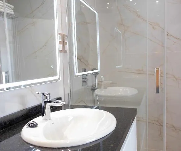 Apartmán Luxury Sabi Con Garaje. *