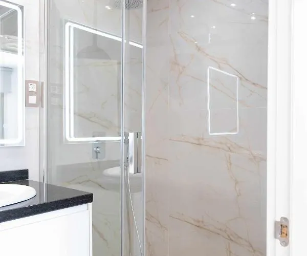 Luxury Sabi Con Garaje. Apartmán